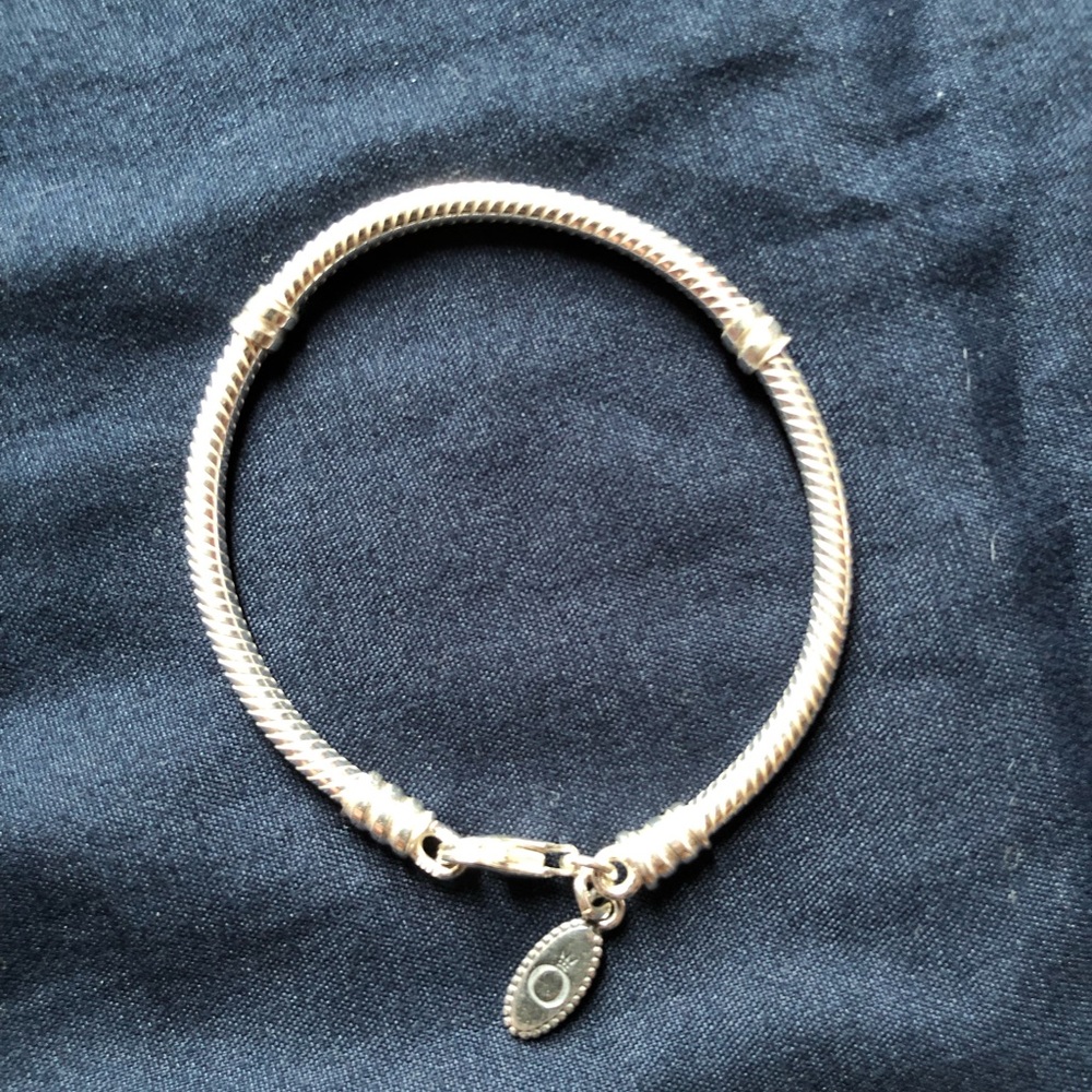 Authentic pandora bracelet BRAND NEW